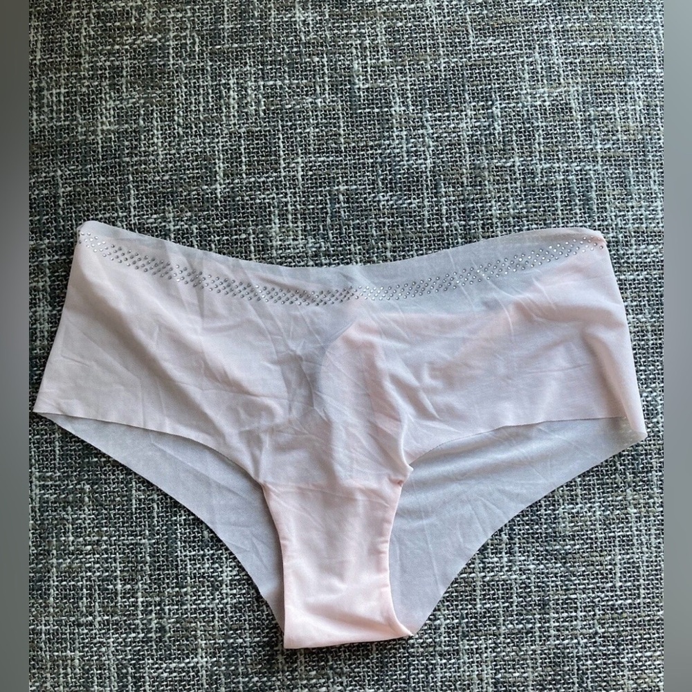 Victoria’s Secret No Show Hipster Panty Soft Pink Rhinestone Cheeky Large NWT